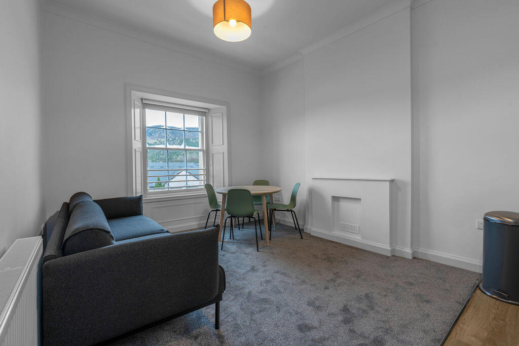 3 bed 1st Floor Flat for rent in Edinburgh. From SouthSide Property Management - Edinburgh