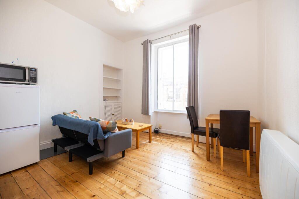 1 bed 1st Floor Flat for rent in Edinburgh. From SouthSide Property Management - Edinburgh 1 bed 1st Floor Flat for rent in Edinburgh. From SouthSide Property Management - Edinburgh