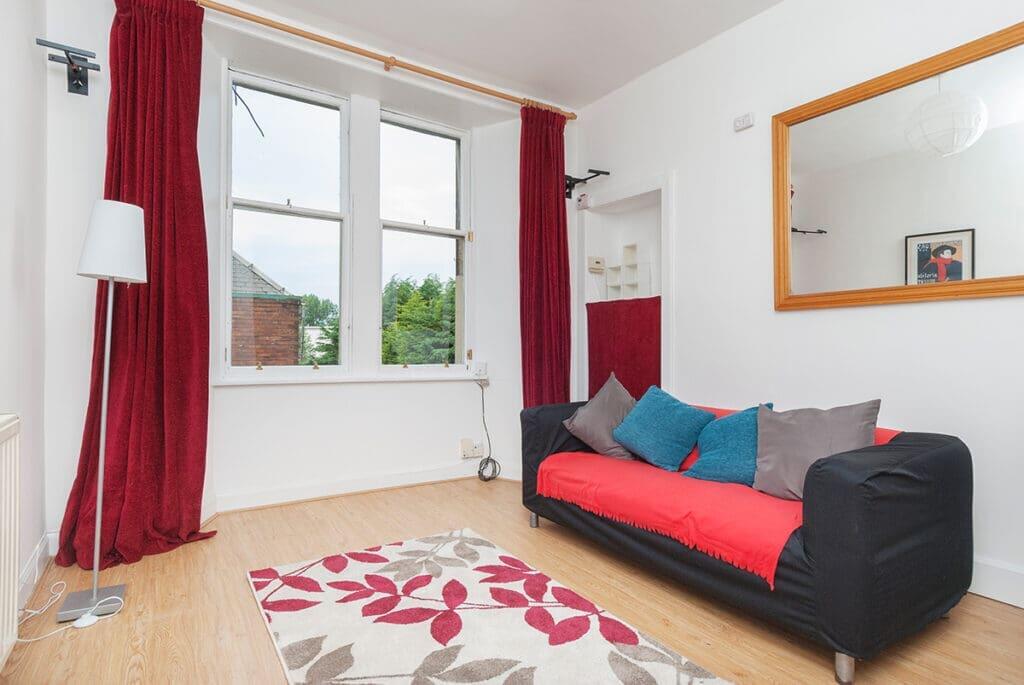 2 bed 1st Floor Flat for rent in Edinburgh. From SouthSide Property Management - Edinburgh