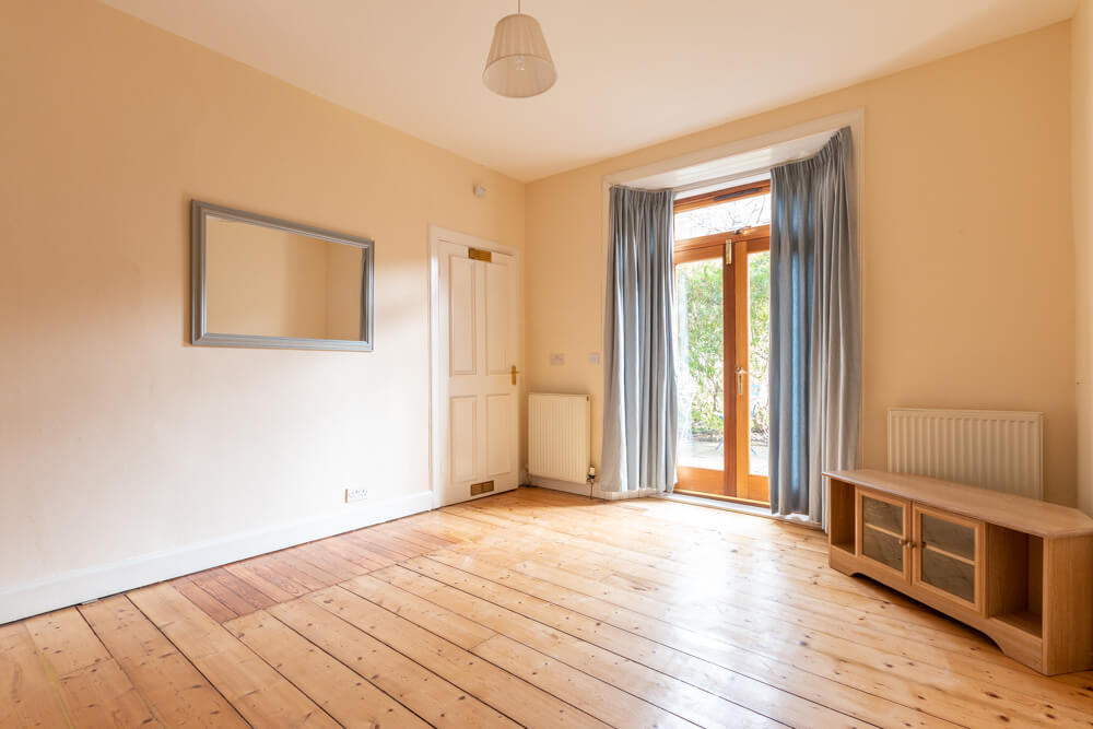 1 bed 1st Floor Flat for rent in Edinburgh. From SouthSide Property Management - Edinburgh 1 bed 1st Floor Flat for rent in Edinburgh. From SouthSide Property Management - Edinburgh