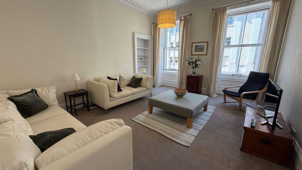 3 bed 1st Floor Flat for rent in Edinburgh. From SouthSide Property Management - Edinburgh 3 bed 1st Floor Flat for rent in Edinburgh. From SouthSide Property Management - Edinburgh