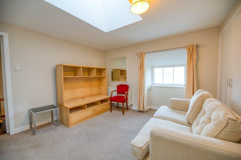 1 bed 1st Floor Flat for rent in Danderhall. From SouthSide Property Management - Edinburgh