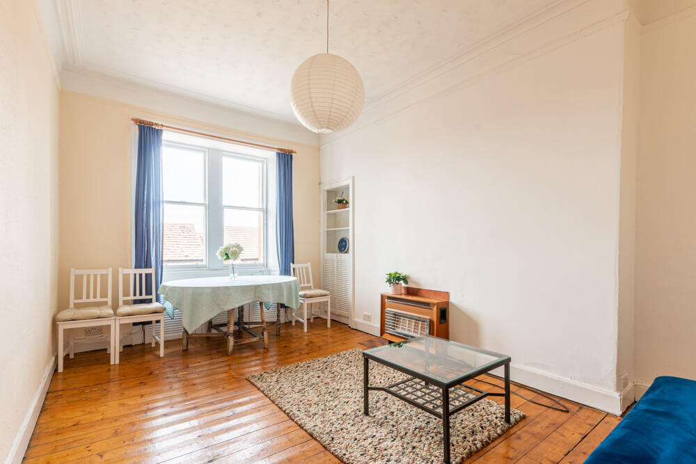 1 bed 1st Floor Flat for rent in Edinburgh. From SouthSide Property Management - Edinburgh