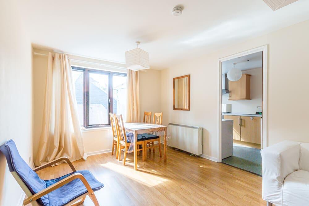 1 bed 1st Floor Flat for rent in Edinburgh. From SouthSide Property Management - Edinburgh