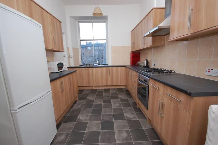 3 bed 1st Floor Flat for rent in Edinburgh. From SouthSide Property Management - Edinburgh 3 bed 1st Floor Flat for rent in Edinburgh. From SouthSide Property Management - Edinburgh