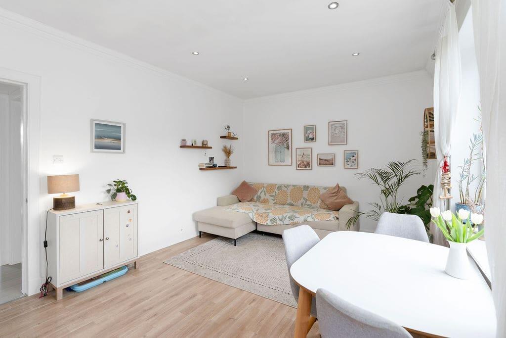 3 bed 1st Floor Flat for rent in Hermiston. From SouthSide Property Management - Edinburgh 3 bed 1st Floor Flat for rent in Hermiston. From SouthSide Property Management - Edinburgh
