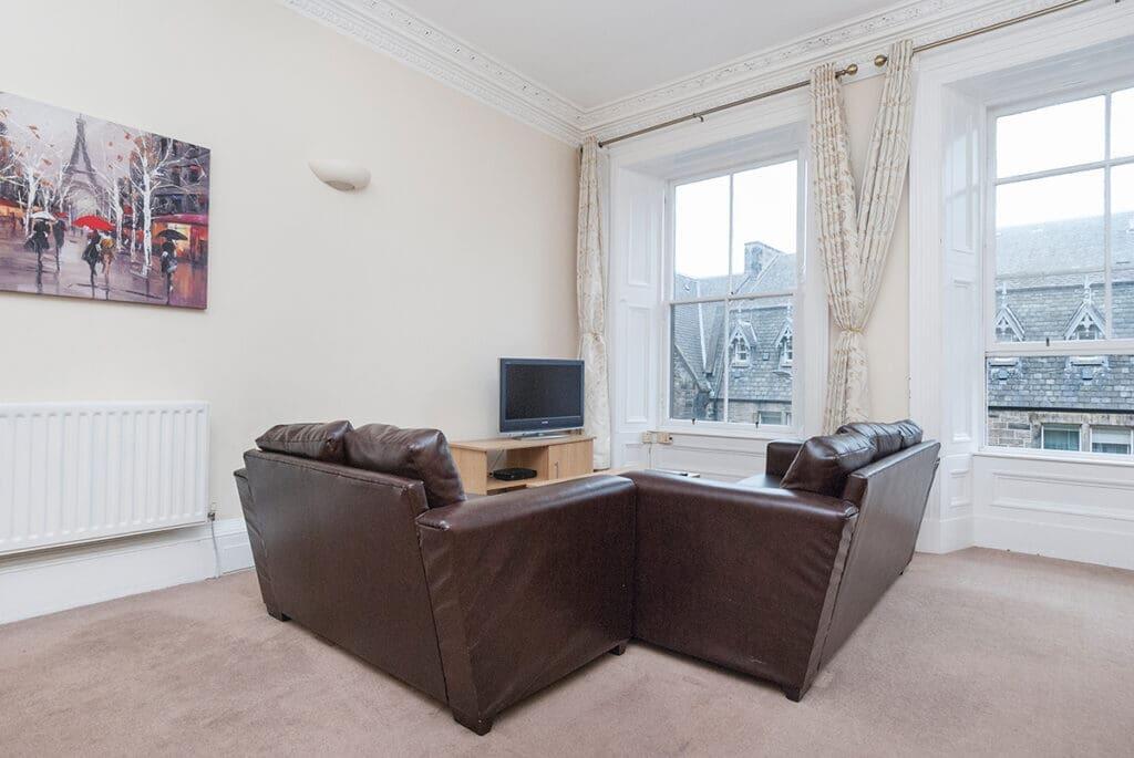3 bed 1st Floor Flat for rent in Edinburgh. From SouthSide Property Management - Edinburgh 3 bed 1st Floor Flat for rent in Edinburgh. From SouthSide Property Management - Edinburgh