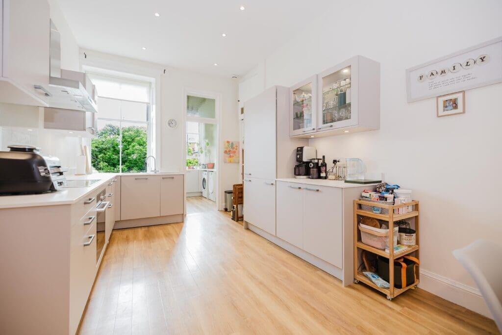 3 bed 1st Floor Flat for rent in Edinburgh. From SouthSide Property Management - Edinburgh 3 bed 1st Floor Flat for rent in Edinburgh. From SouthSide Property Management - Edinburgh