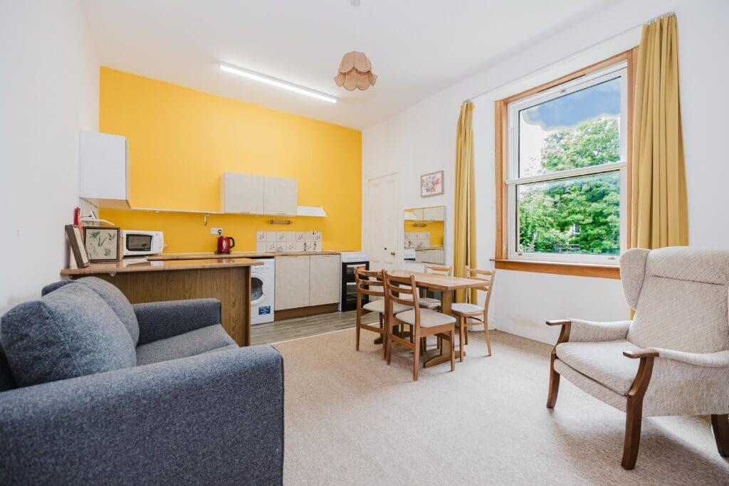 1 bed 1st Floor Flat for rent in Edinburgh. From SouthSide Property Management - Edinburgh