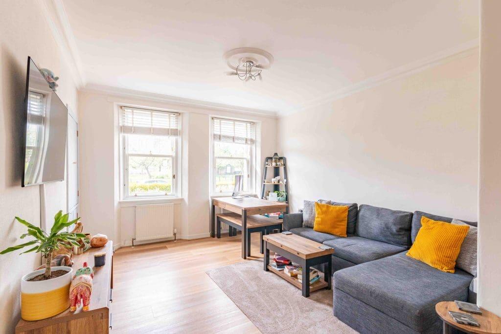 2 bed 1st Floor Flat for rent in Edinburgh. From SouthSide Property Management - Edinburgh