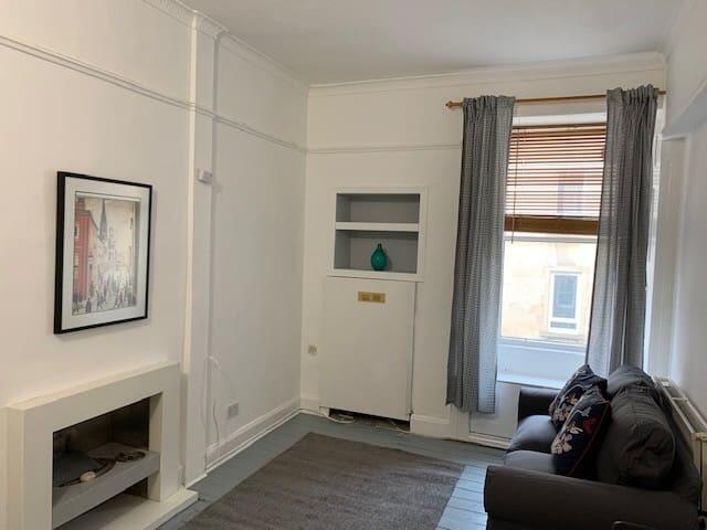2 bed 1st Floor Flat for rent in Edinburgh. From SouthSide Property Management - Edinburgh 2 bed 1st Floor Flat for rent in Edinburgh. From SouthSide Property Management - Edinburgh