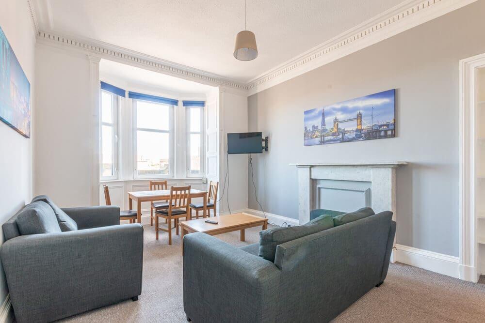 5 bed 1st Floor Flat for rent in Edinburgh. From SouthSide Property Management - Edinburgh 5 bed 1st Floor Flat for rent in Edinburgh. From SouthSide Property Management - Edinburgh