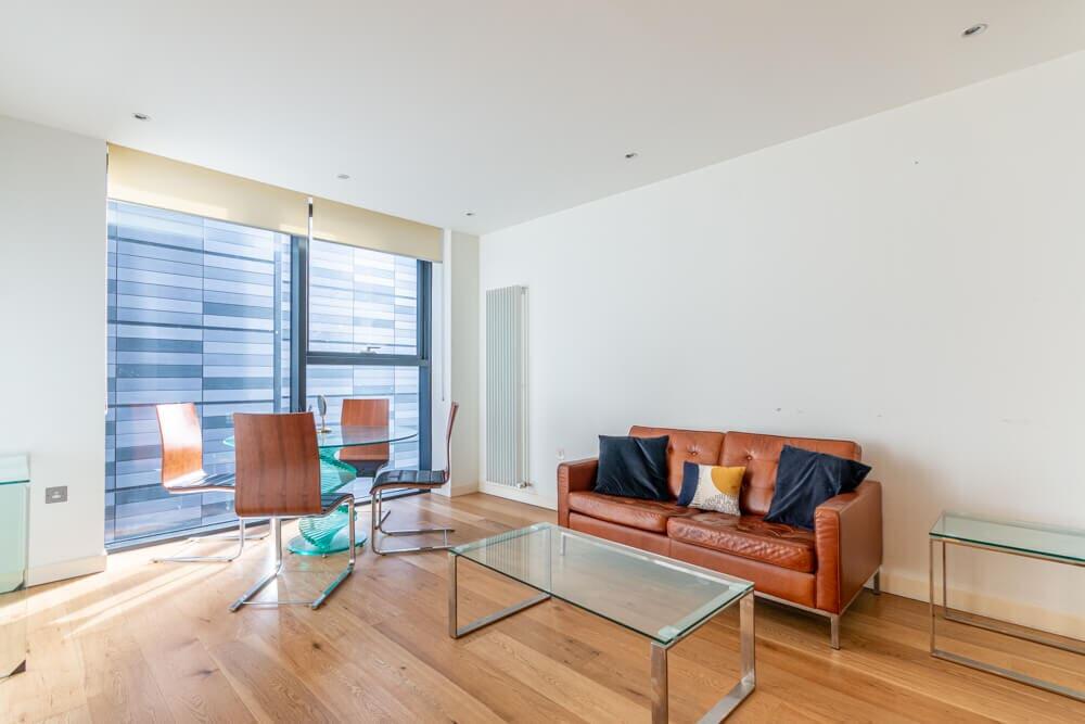 1 bed 1st Floor Flat for rent in Edinburgh. From SouthSide Property Management - Edinburgh