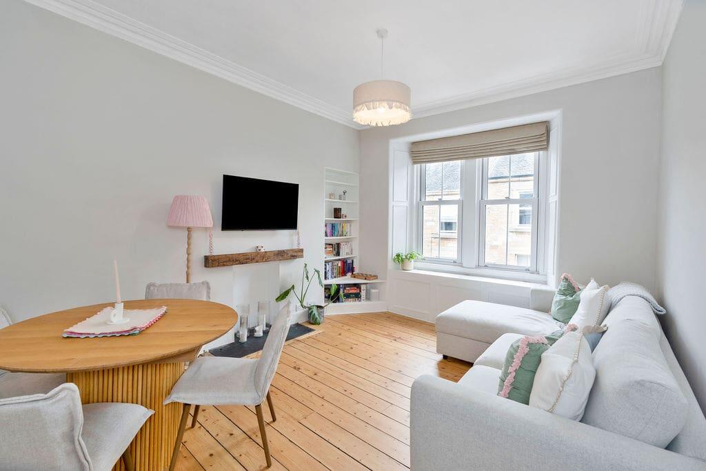 1 bed 1st Floor Flat for rent in Edinburgh. From SouthSide Property Management - Edinburgh 1 bed 1st Floor Flat for rent in Edinburgh. From SouthSide Property Management - Edinburgh