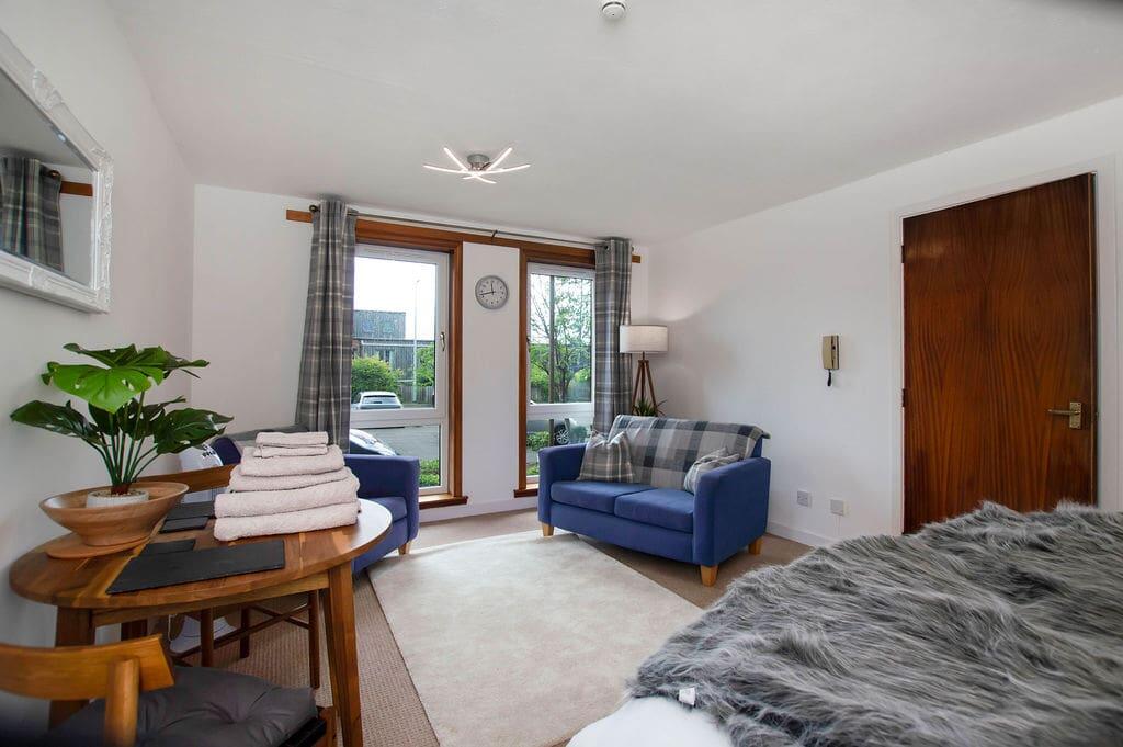 4 bed Studio for rent in Queensferry. From SouthSide Property Management - Edinburgh