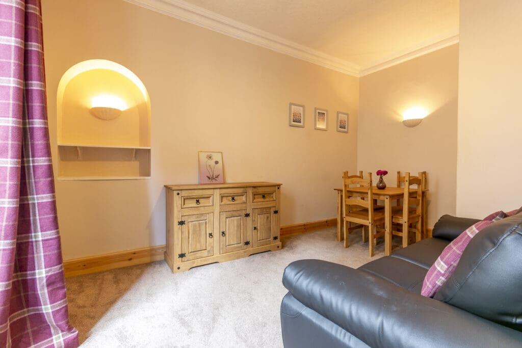 2 bed 1st Floor Flat for rent in Edinburgh. From SouthSide Property Management - Edinburgh 2 bed 1st Floor Flat for rent in Edinburgh. From SouthSide Property Management - Edinburgh