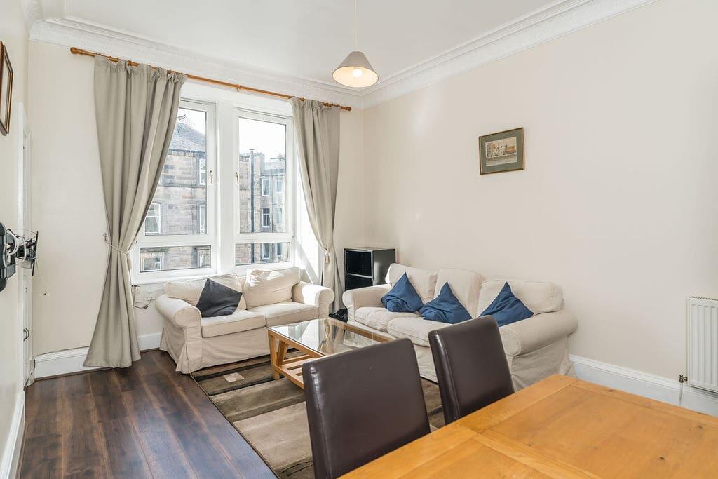 2 bed 1st Floor Flat for rent in Edinburgh. From SouthSide Property Management - Edinburgh 2 bed 1st Floor Flat for rent in Edinburgh. From SouthSide Property Management - Edinburgh