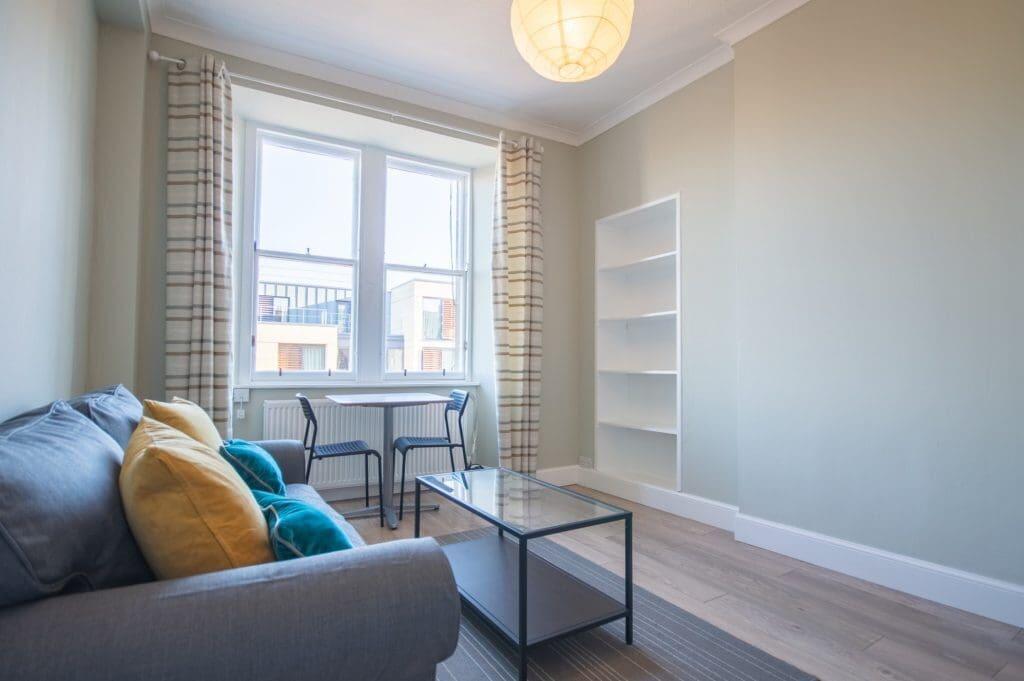 1 bed 1st Floor Flat for rent in Edinburgh. From SouthSide Property Management - Edinburgh