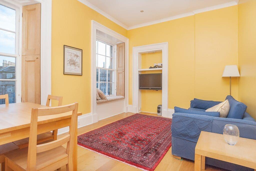 1 bed 1st Floor Flat for rent in Edinburgh. From SouthSide Property Management - Edinburgh