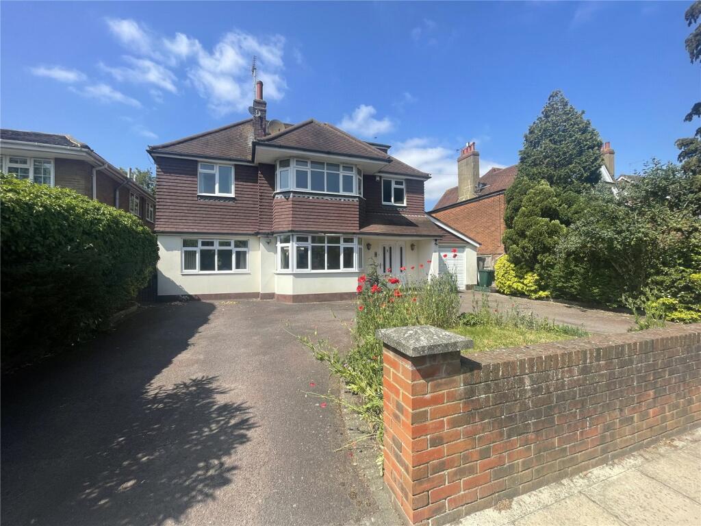 6 bed Detached House for rent in London. From Statons