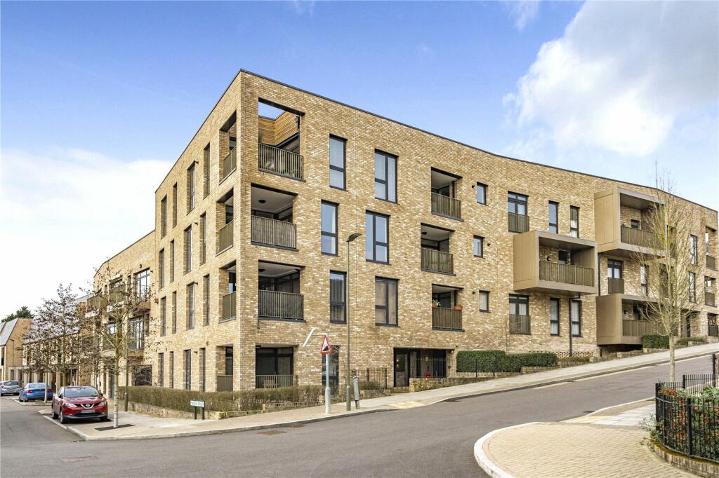 2 bed Apartment for rent in Barnet. From Statons