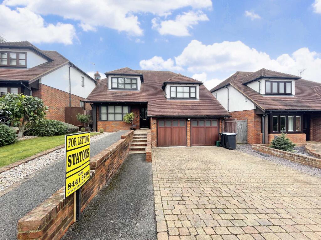 4 bed Detached House for rent in Cuffley. From Statons