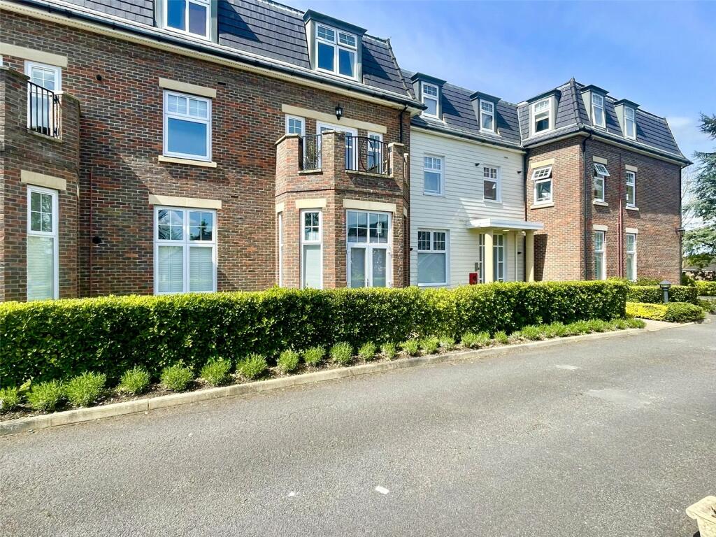 2 bed Apartment for rent in Hadley Wood. From Statons
