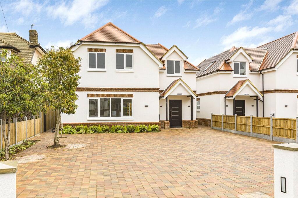 4 bed Detached for rent in Goff's Oak. From Statons