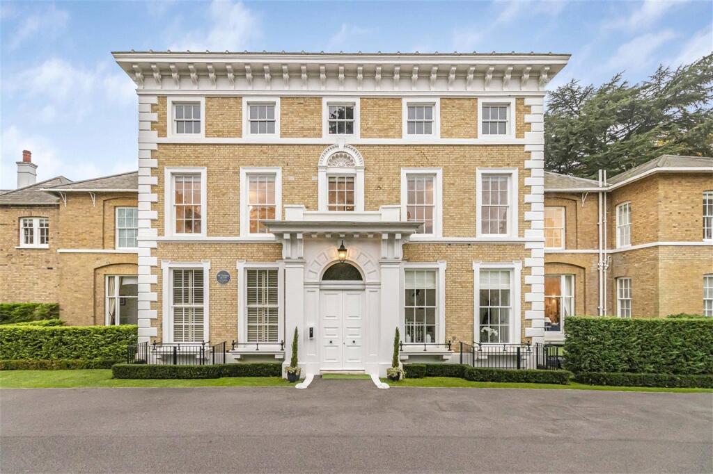 2 bed Apartment for rent in London. From Statons