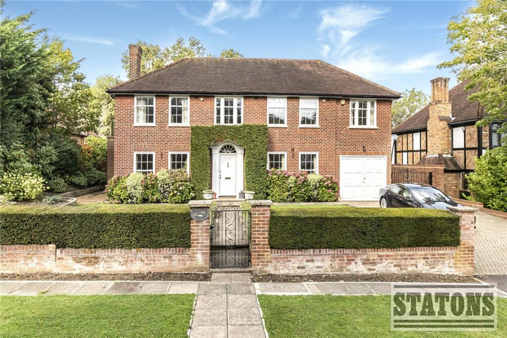 4 bed Detached for rent in London. From Statons