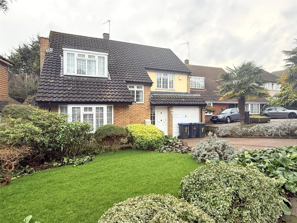 4 bed Detached for rent in Hadley Wood. From Statons