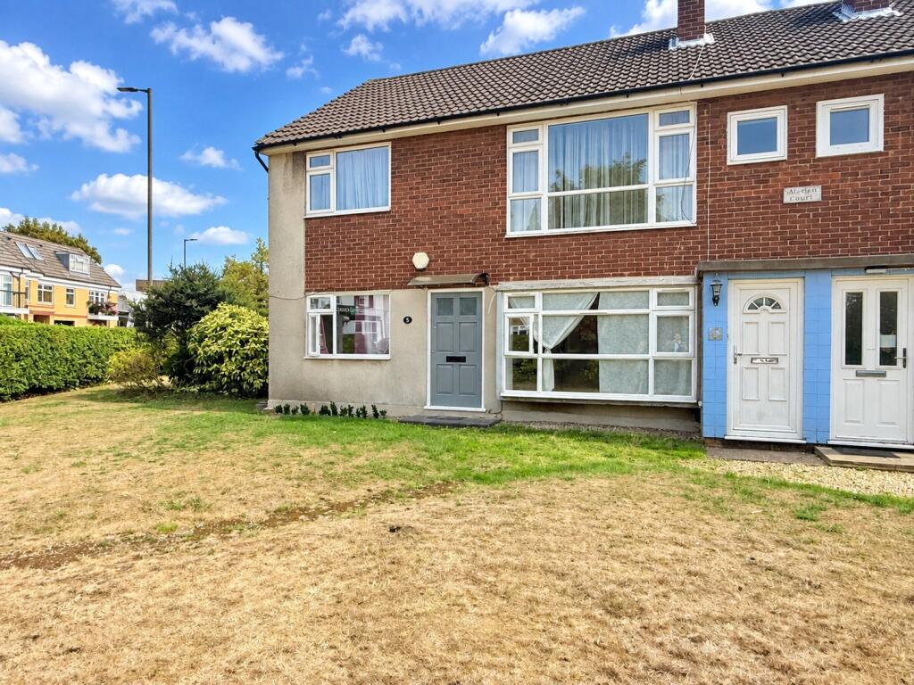 2 bed House (unspecified) for rent in Barnet. From Statons