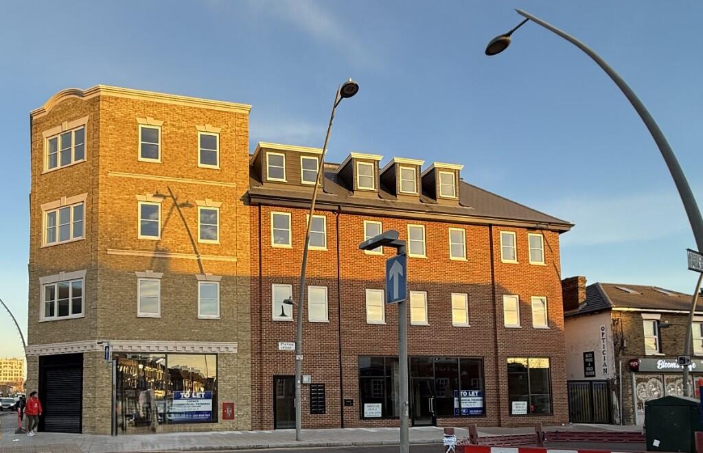 2 bed Apartment for rent in London. From Stein McBride Property Co. Limited - London & Essex