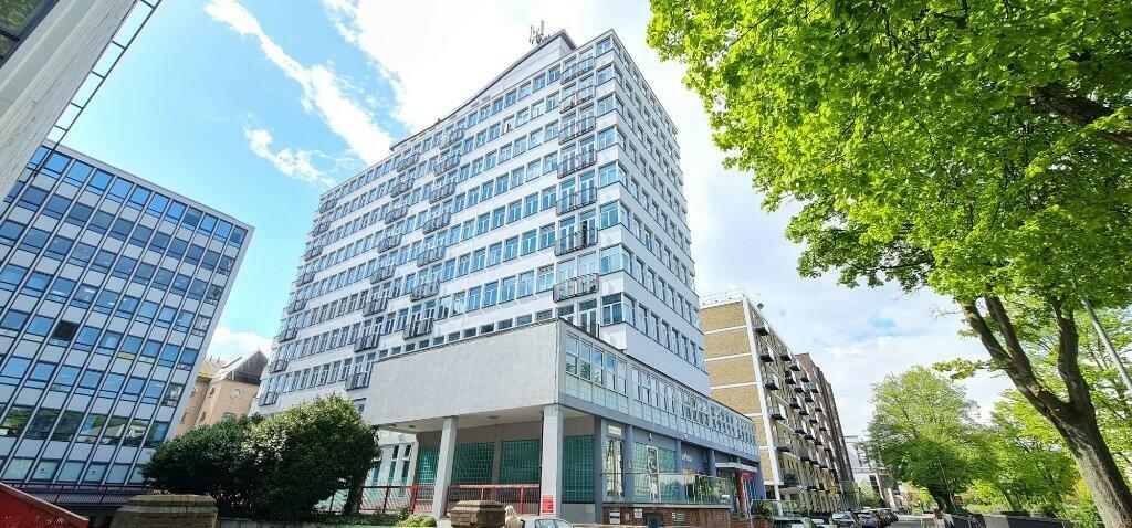 1 bed Apartment for rent in Southend-on-Sea. From Stein McBride Property Co. Limited - London & Essex