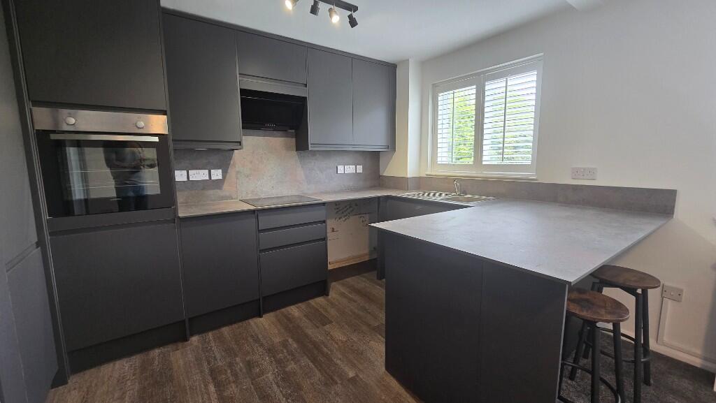 1 bed 1st Floor Flat for rent in London. From Stein McBride Property Co. Limited - London & Essex