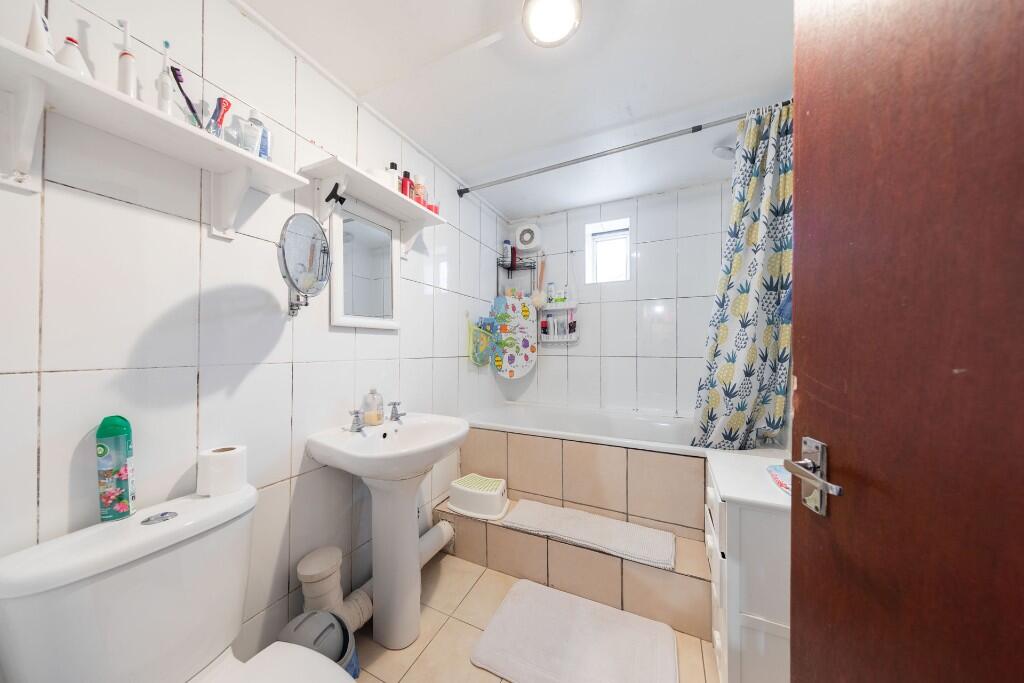 3 bed House (unspecified) for rent in London. From Stein McBride Property Co. Limited - London & Essex