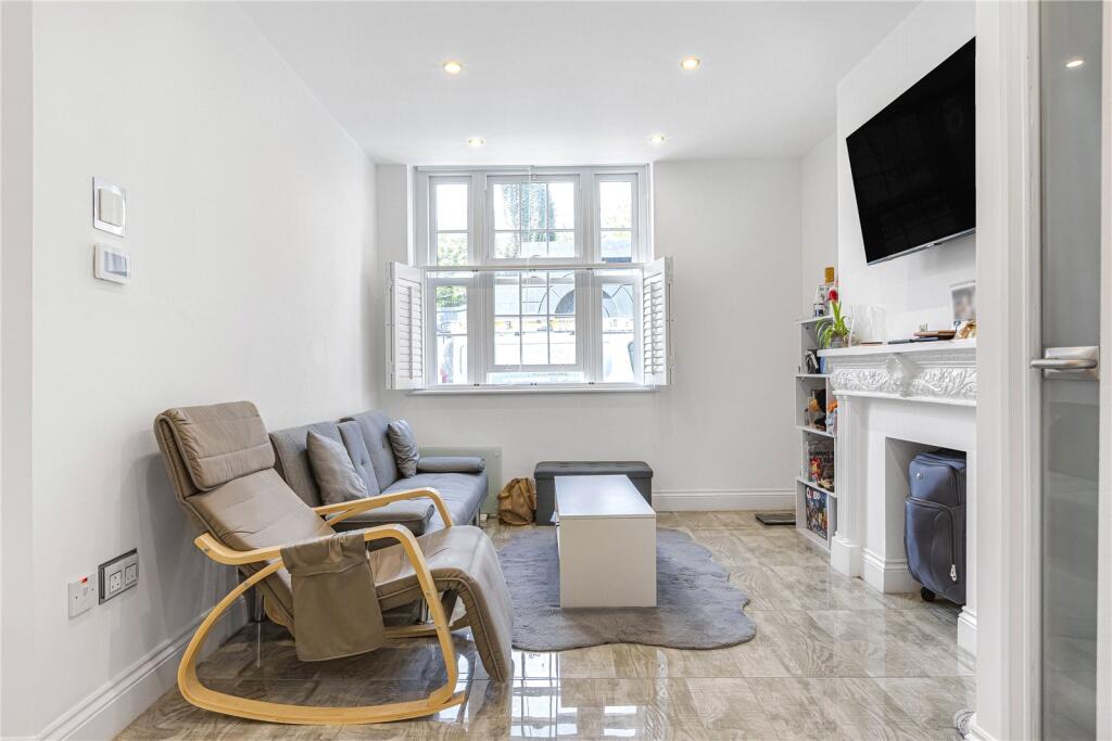 1 bed Apartment for rent in London. From Stirling Ackroyd - Canary Wharf