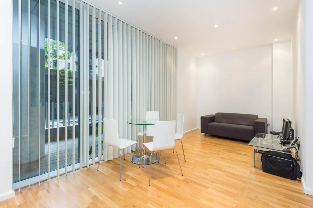 0 bed Studio for rent in London. From Stirling Ackroyd - Canary Wharf
