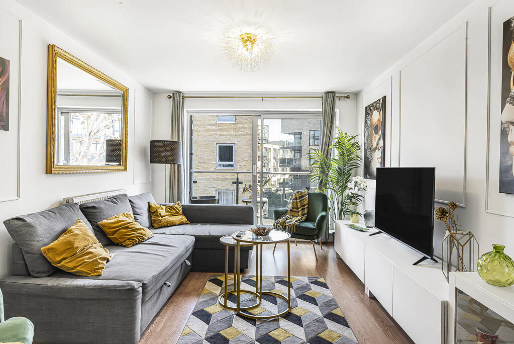 2 bed Apartment for rent in London. From Stirling Ackroyd - Canary Wharf