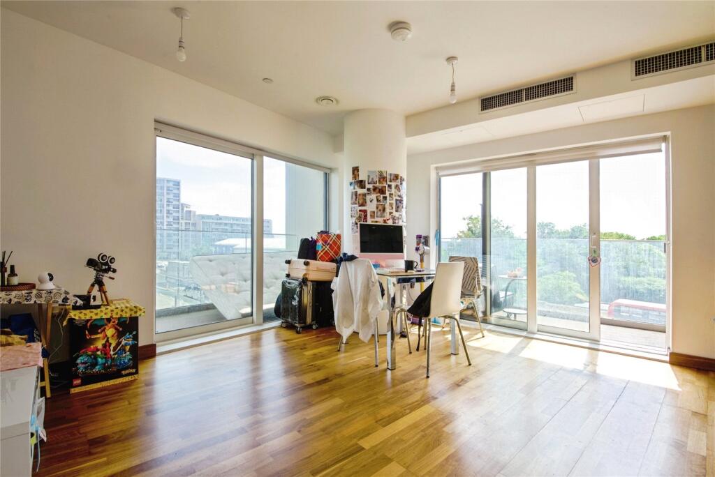 1 bed Apartment for rent in London. From Stirling Ackroyd - Canary Wharf