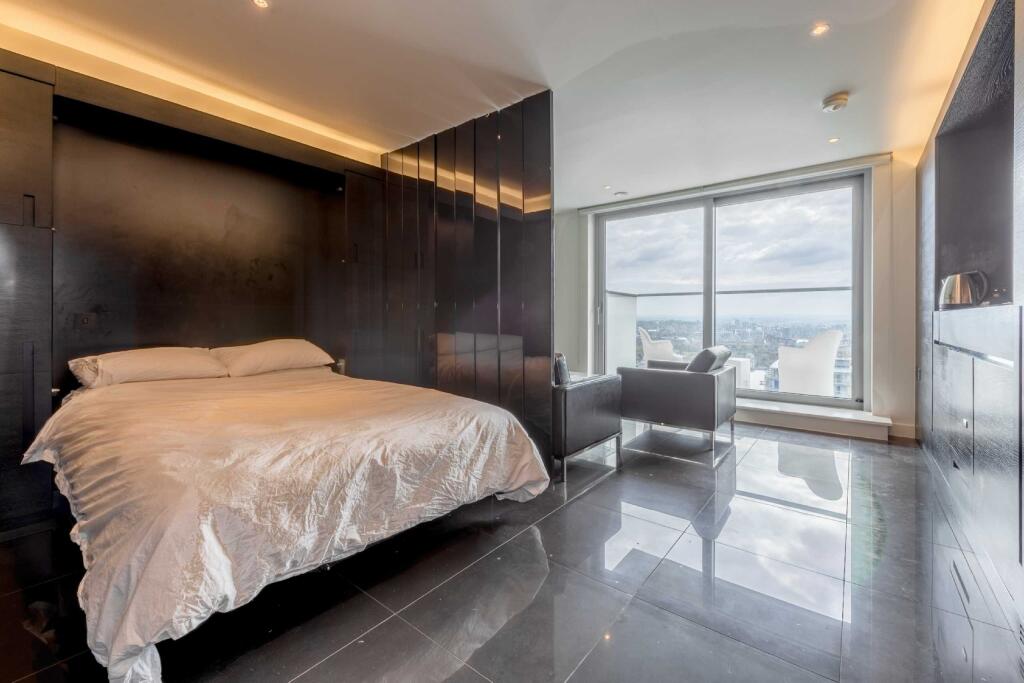 4 bed Apartment for rent in Poplar. From Stirling Ackroyd - Canary Wharf