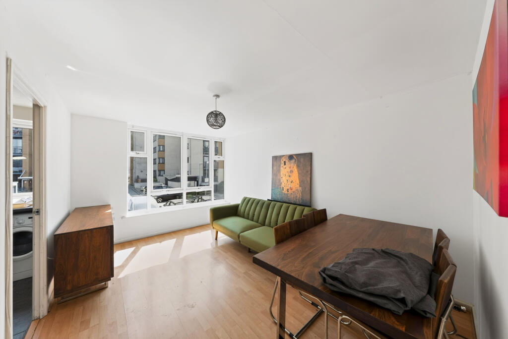 1 bed Apartment for rent in Woolwich. From Stirling Ackroyd - Canary Wharf 1 bed Apartment for rent in Woolwich. From Stirling Ackroyd - Canary Wharf