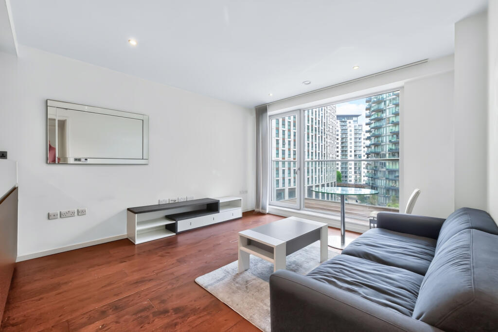 2 bed Apartment for rent in Poplar. From Stirling Ackroyd - Canary Wharf