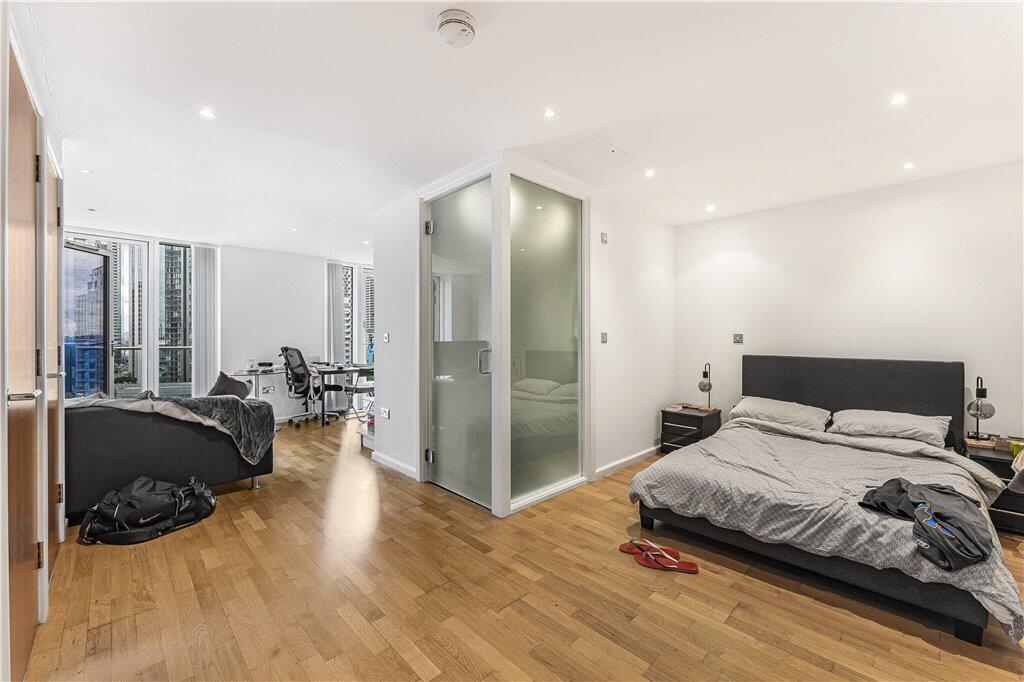4 bed Studio for rent in London. From Stirling Ackroyd - Canary Wharf 4 bed Studio for rent in London. From Stirling Ackroyd - Canary Wharf