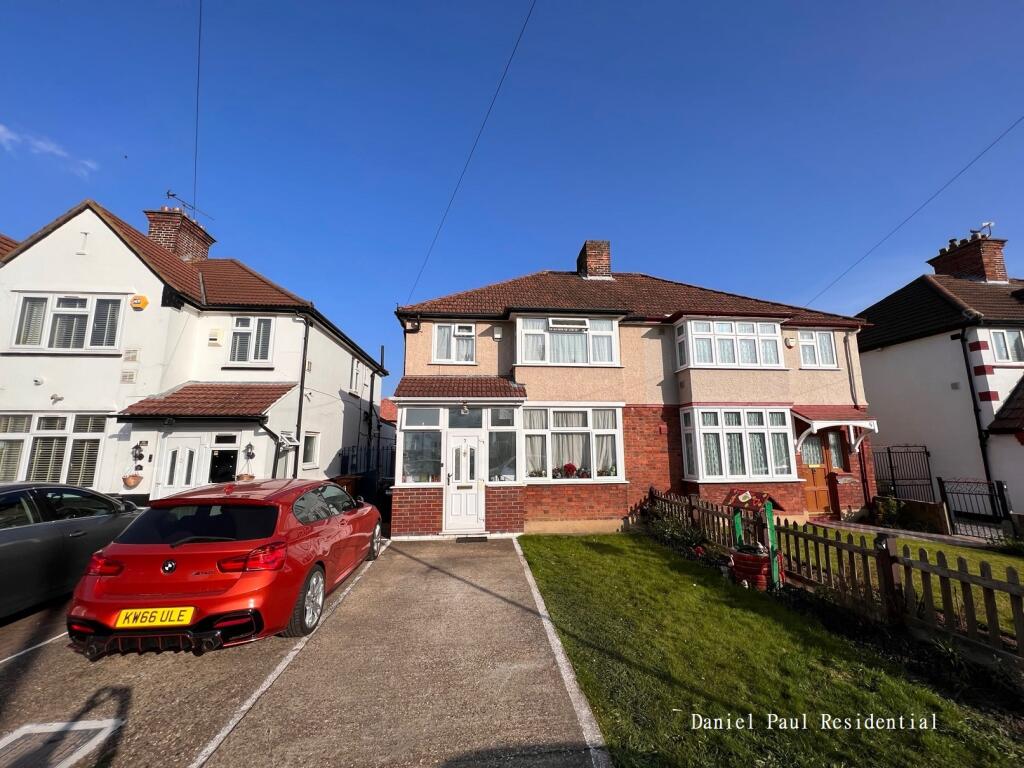 3 bed Semi Detached for rent in Hounslow. From Daniel Paul - London