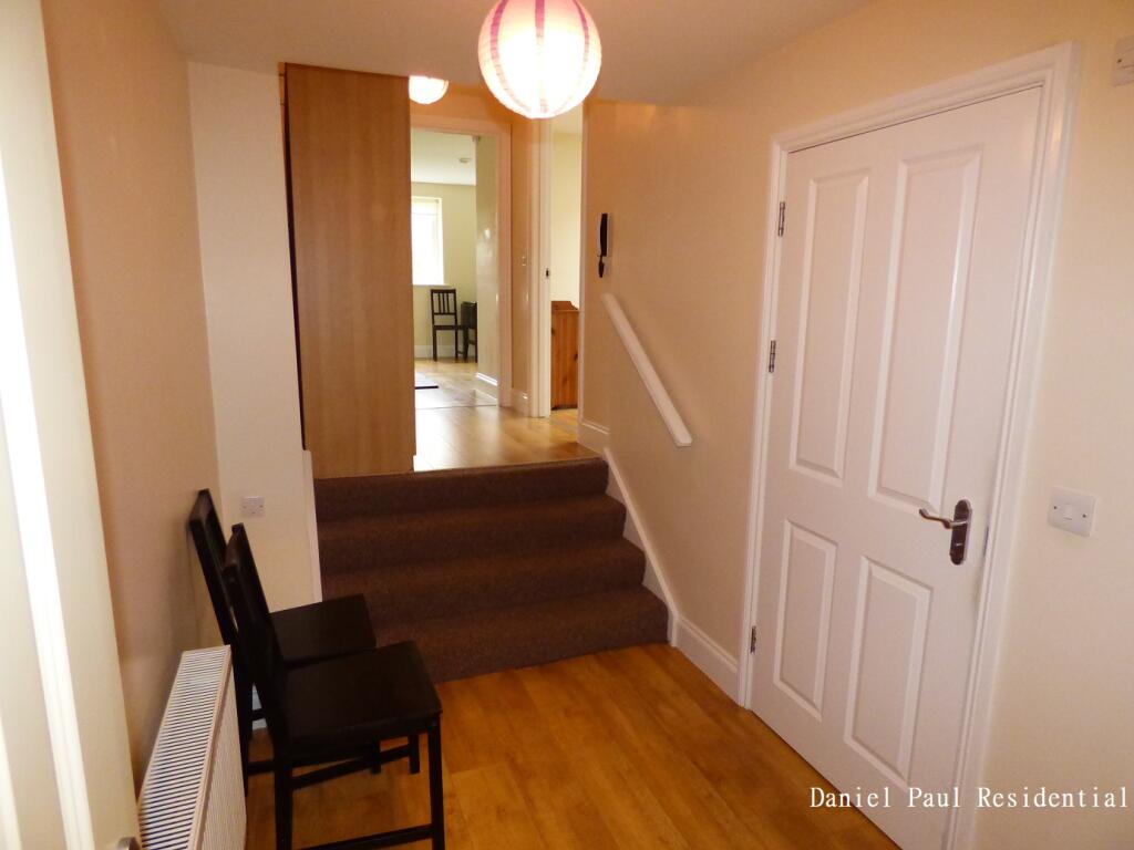 1 bed 1st Floor Flat for rent in Brentford. From Daniel Paul - London