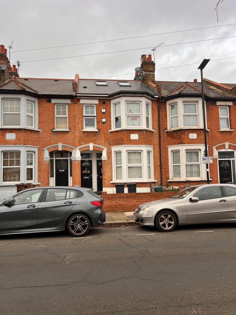 2 bed Annexe for rent in Isleworth. From Daniel Paul - London