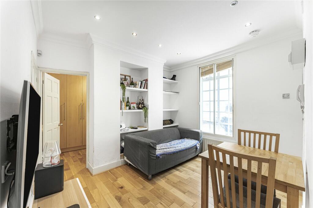 2 bed Apartment for rent in London. From Stirling Ackroyd