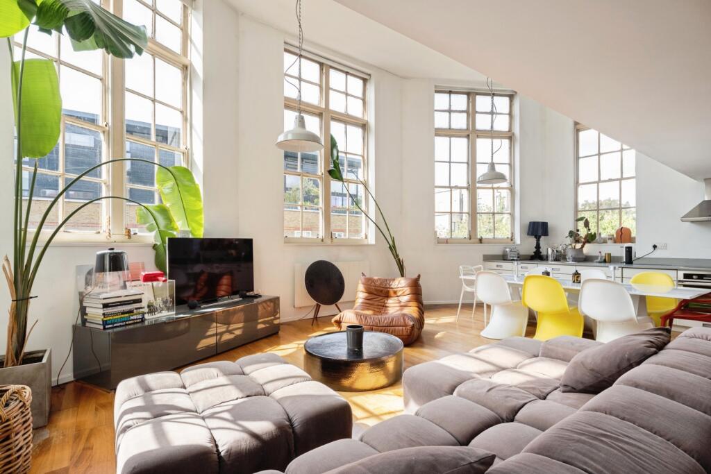 2 bed Apartment for rent in Stepney. From Stirling Ackroyd Sales - New Homes