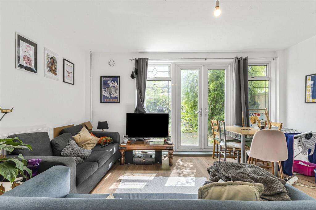 4 bed Apartment for rent in Bethnal Green. From Stirling Ackroyd Sales - New Homes 4 bed Apartment for rent in Bethnal Green. From Stirling Ackroyd Sales - New Homes